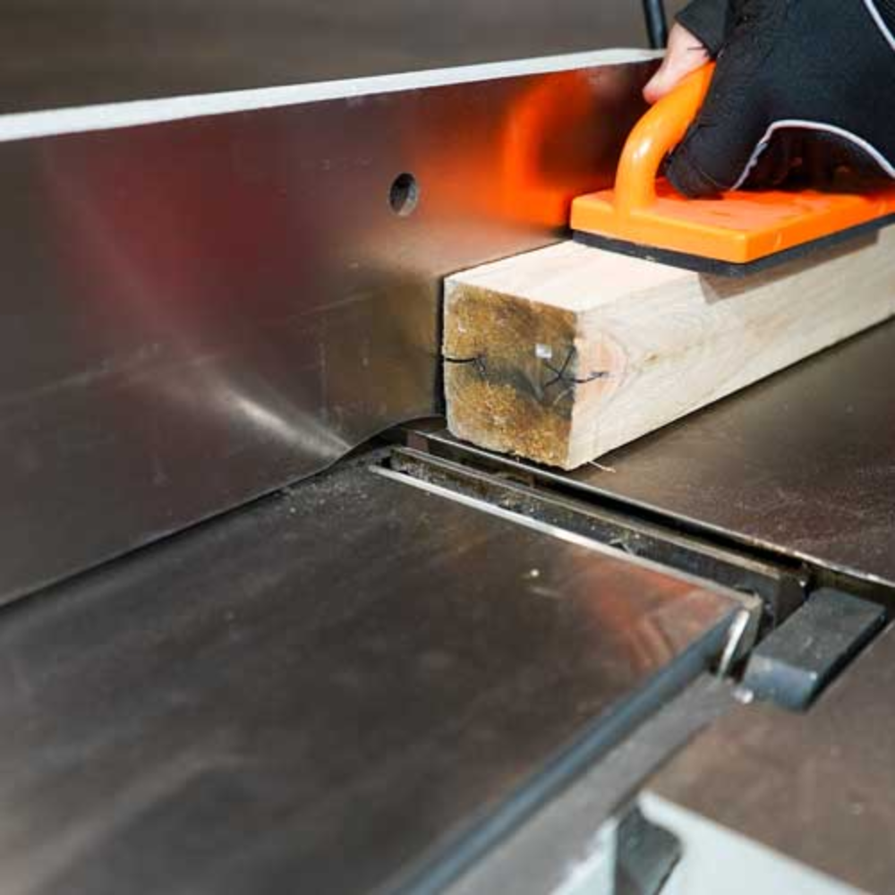 MAKSIWA WOOD JOINTER 6'' X 1200MM (47") 1HP - 1 PHASE - DE.1200/3
